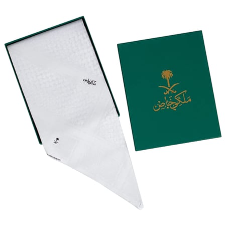 شماغ ملكي خاص ابيض اصدار 2025