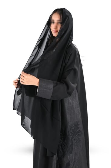 عباية كريب كلوش تطريز اسود