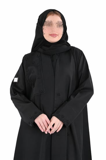 عباية كلوش بتطريز شك يدوي