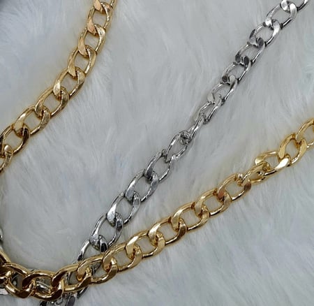 سلاسل معدنيه حجم كبير للشنط والاكسسوارات مقاس 10 مل