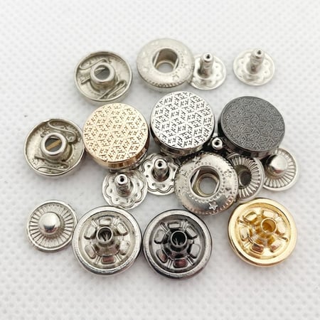 أزارير ثياب رجاليه طقطق