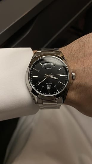 ساعة كاسيو كوارتز