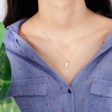 سلسال بالزركون شكل قفل