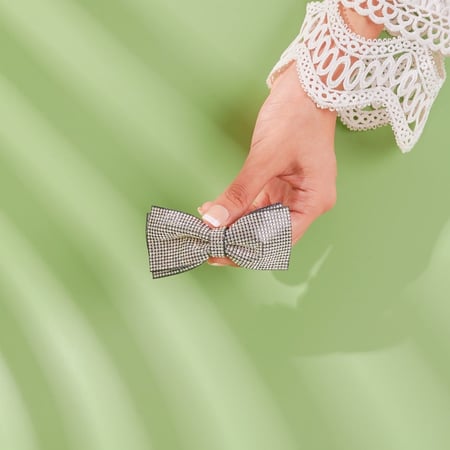 مشابك شعر بنمط فيونكه مطرزه كريستال متعدده الالوان من البارو