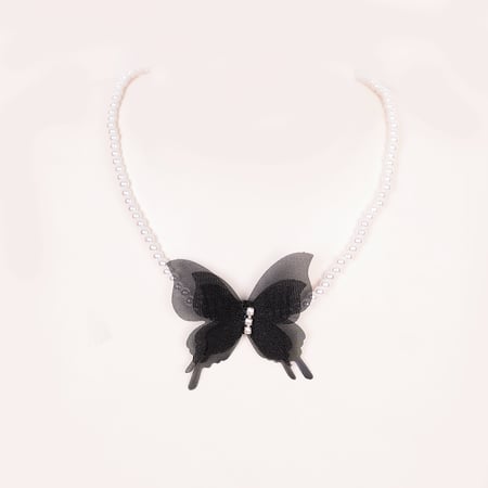 سلسال لولو مزين بفراشه قماشيه من البارو