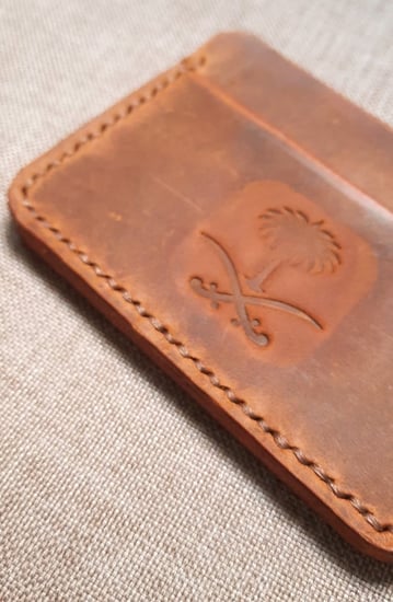 محافظ رجالية فخمة