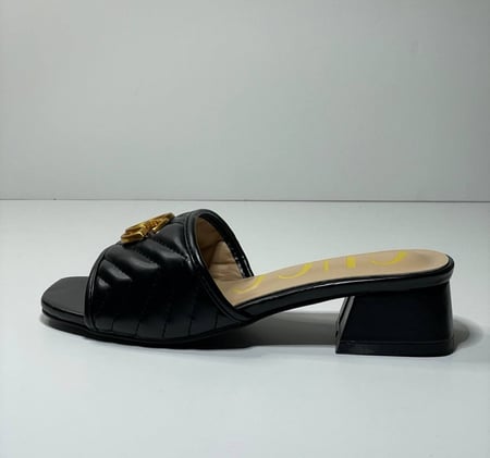 حذاء قوتشي - GUCCI