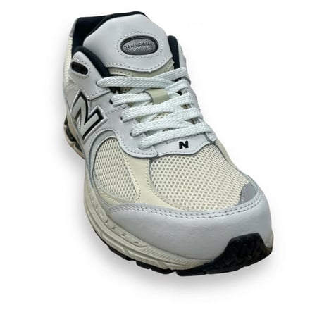نيوبالانس ٢٠٠٢ آر - Newbalance 2002R