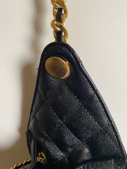 شنطة شانيل كافيار 25 اسود وذهبي  - CHANEL