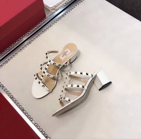 حذاء فالنتينو - Valentino