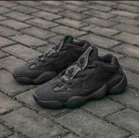 شوز ييزي ٥٠٠ - Yeezi 500