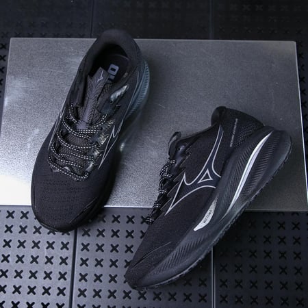 حذاء ميزونو – Mizuno