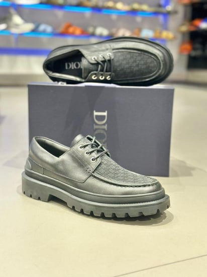 حذاء ديـــور Dior