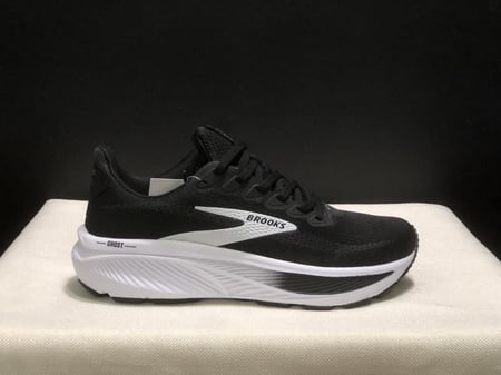 حذاء بروكس Brooks Ghost 17