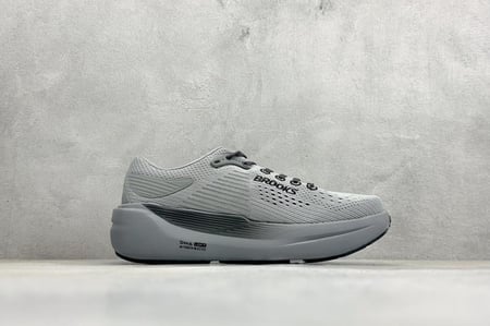 حذاء بروكس Brooks Ghost Max 3