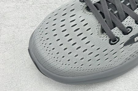 حذاء بروكس Brooks Ghost Max 3