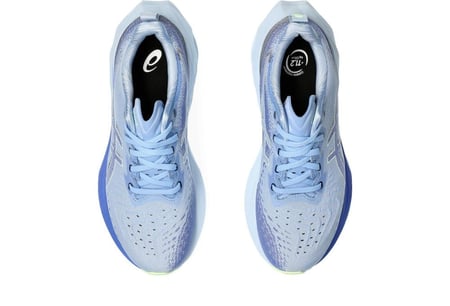 حذاء ASICS Novablast 4