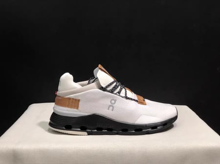 حذاء On Running cloud