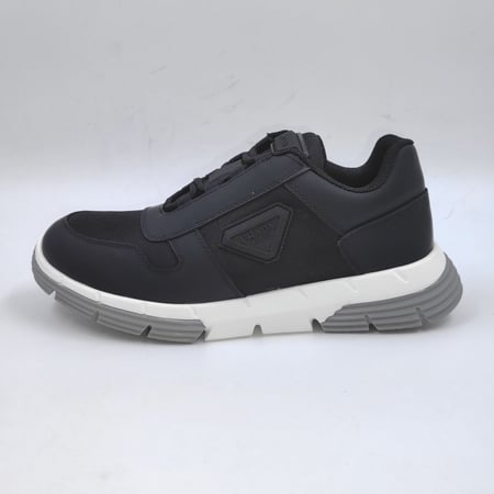 حذاء برادا Prada