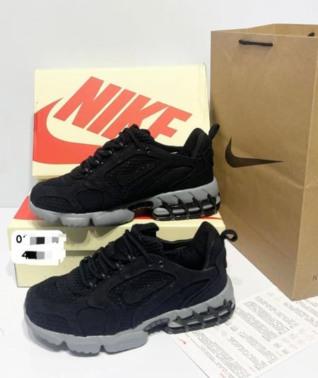 حذاء Nike Air Zoom