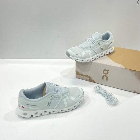 حذاء On Running cloud