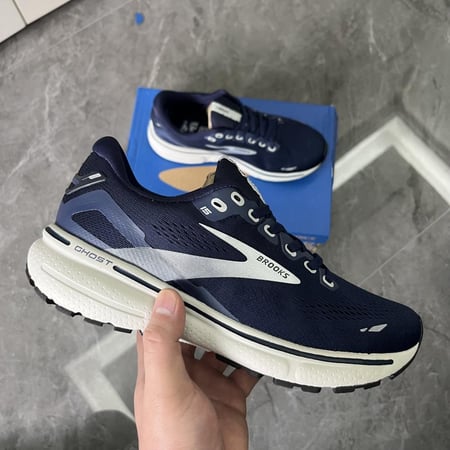 حذاء بروكس Brooks Cascadia