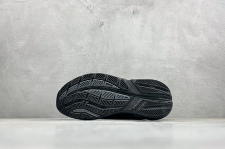 حذاء بروكس Brooks Ghost Max 3