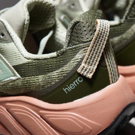 حذاء New Balance Hierro V9