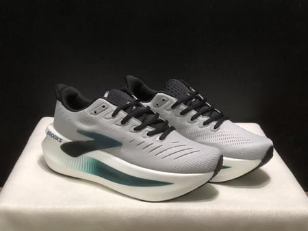 حذاء بروكس Brooks Glycerin Max 2