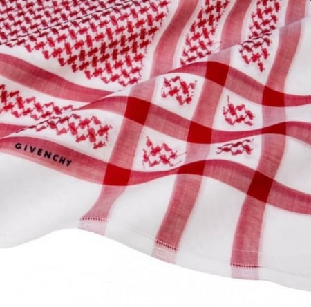 شماغ جيفنشي 2021 مميز - اشمغة انجليزية - قولد للأشمغة