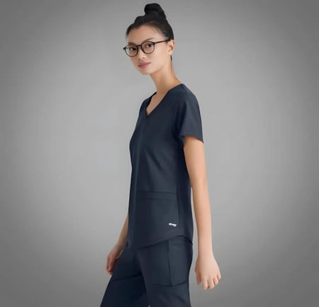 بلوزة سكراب من قريز اناتومي ايفولف رايثيم لون كحلي - lndigo