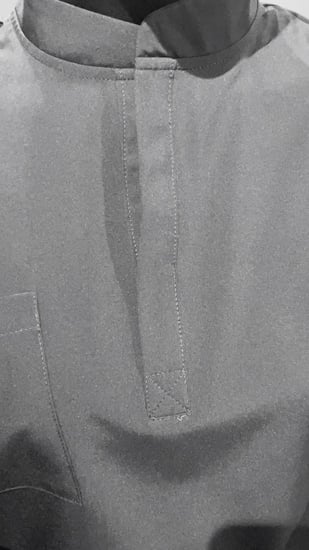 طقم سكراب لون اسود - Black