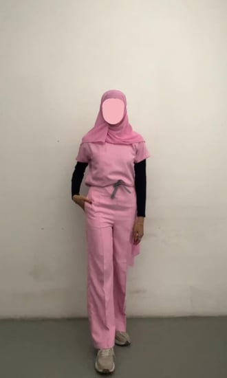 طرحه طبية لون وردي