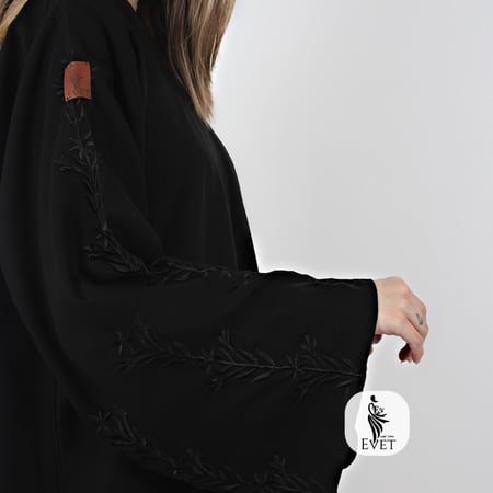 عباية تطريز اسود