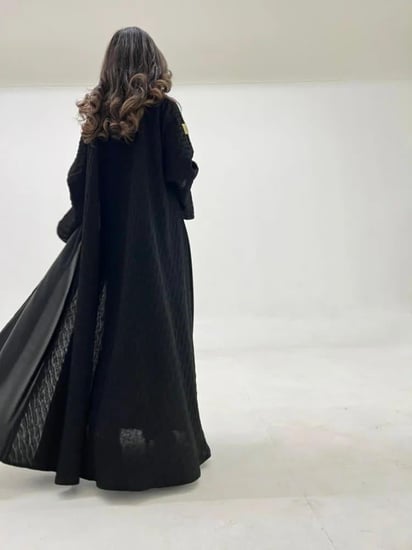 عباية نص كلوش