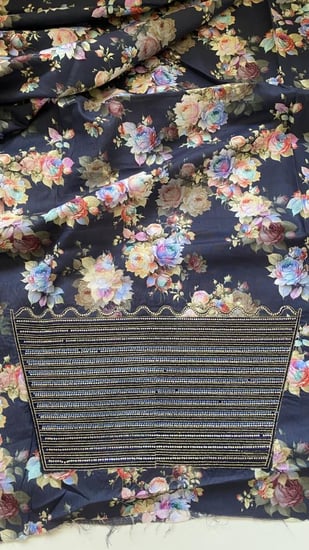 قطن ليبرتي خوار عربي مع شيلة سادة