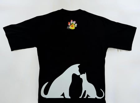 Oversized t-shirt احبنى بلا عقد