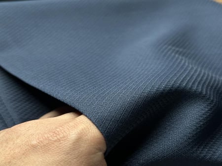 خلية لون كحلي