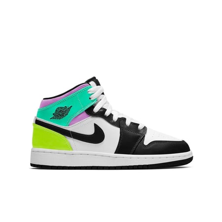 حذاء نايك اير جوردن ملون Nike Air Jordan