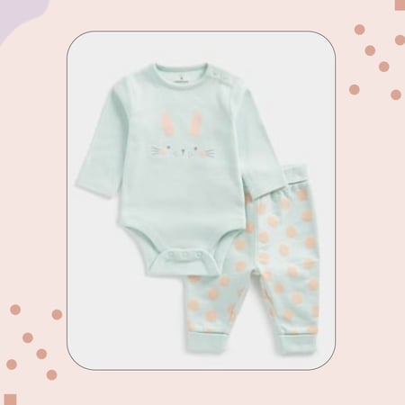 ملابس رضع قطن