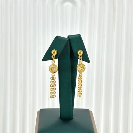 حلق ذهب اصفر عيار 21 من مجوهرات الشلوي