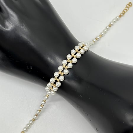 اسوارة لؤلؤ عيار 18 من مجوهرات الشلوي