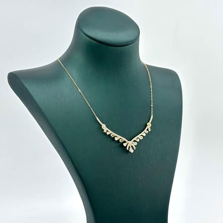 عقد ذهب أصفر عيار 18 من مجوهرات الشلوي