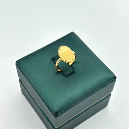 خاتم ذهب اصفر عيار 21 ناعم ضمن طقم ذهب فاخر