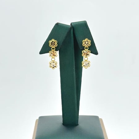 حلق ذهب عيار 21 من مجوهرات الشلوي