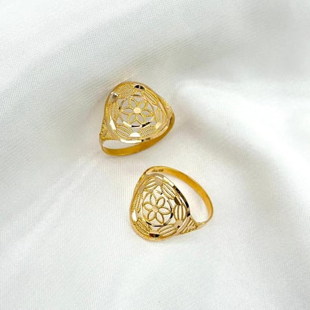 خاتم ذهب أصفر عيار 21 من مجوهرات الشلوي