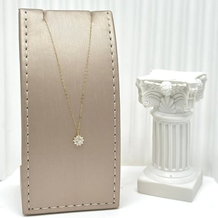 عقد ذهب أصفر عيار18 من مجوهرات الشلوي -18 K yellow gold necklace from