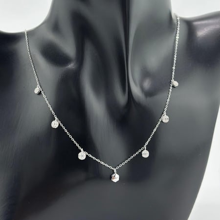 تشوكر ذهب عيار 18 من مجوهرات الشلوي