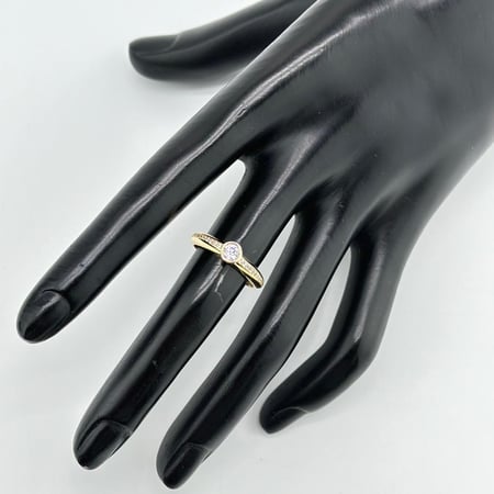 خاتم ذهب أصفر عيار 18 من مجوهرات الشلوي