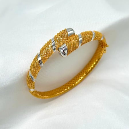 اسوارة ذهب اصفر عيار 21 من مجوهرات الشلوي